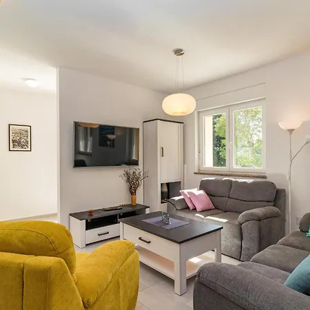 Gorgeous In With Wifi * Пула