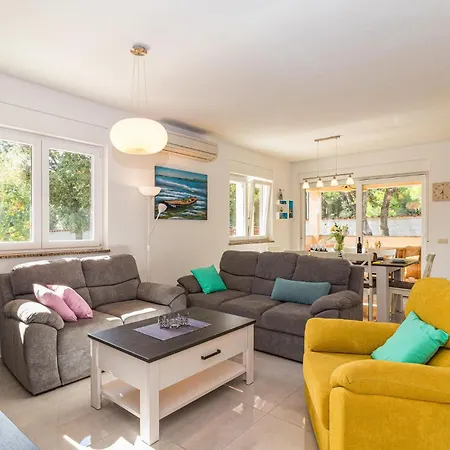 Casa vacanze Gorgeous In With Wifi