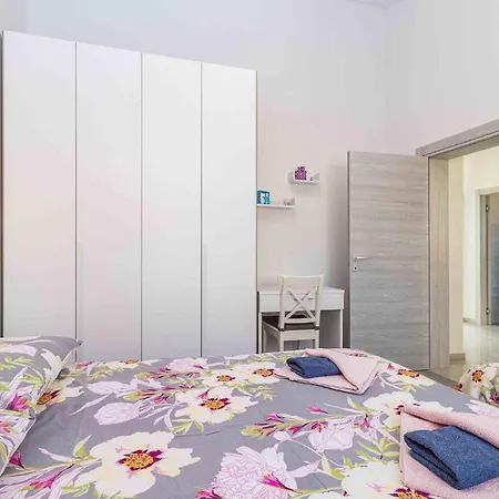 Gorgeous In With Wifi Casa vacanze