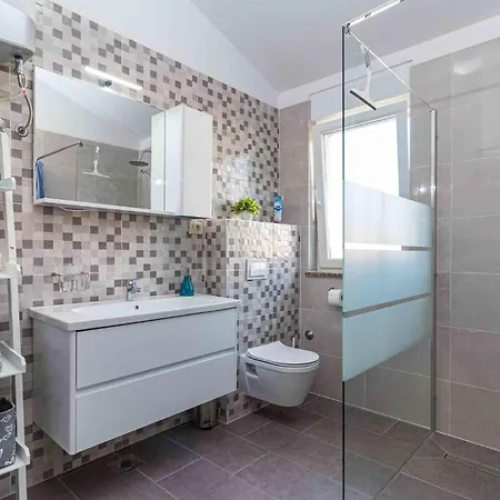 Gorgeous In With Wifi Casa vacanze Pola